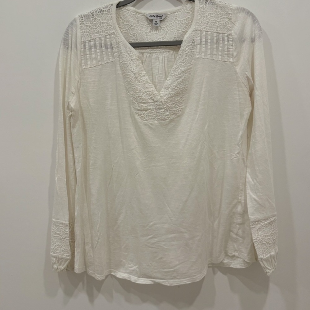Lucky Brand Women's Embroidered Peasant
Top V Neck Tie Closure Boho Size Medium - Picture 7 of 7